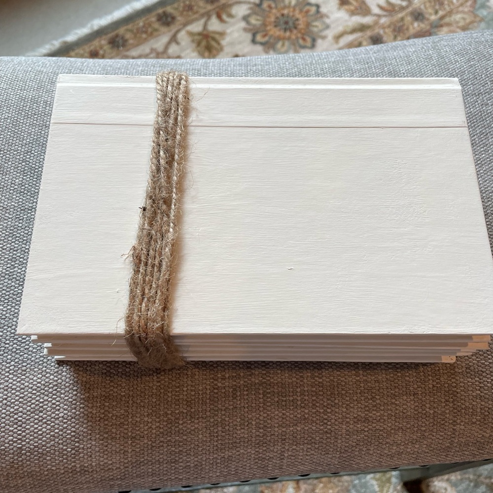Painted book decor - Picture 6 of 8